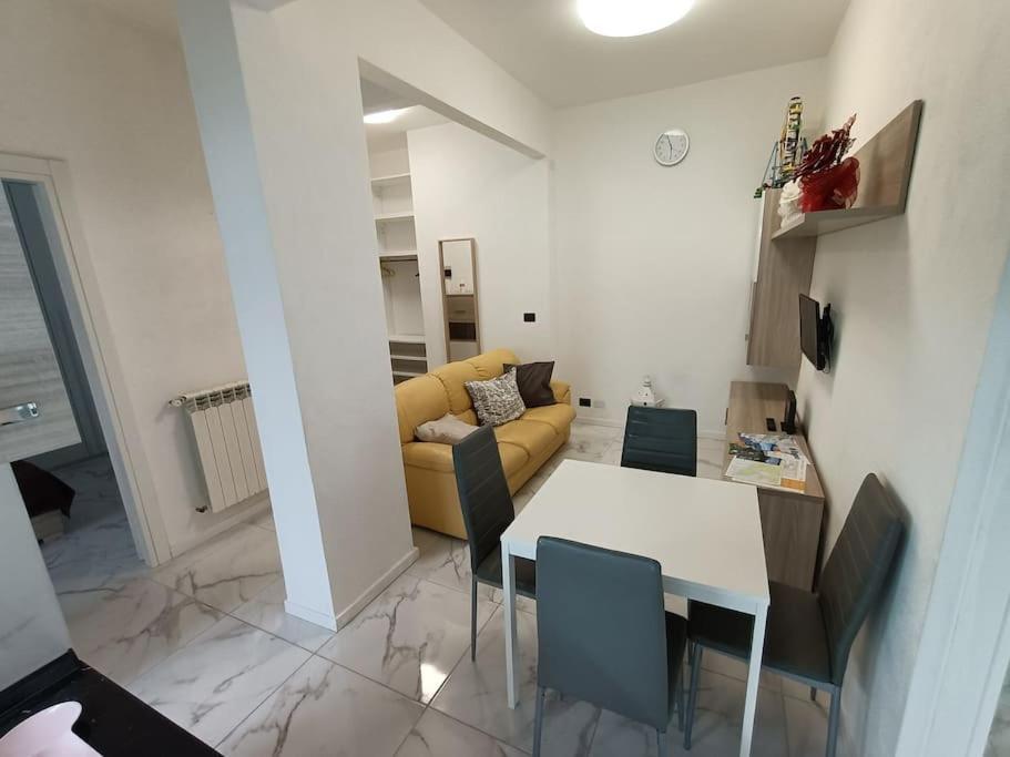 La Casa Di Lila - Appartamento Con Ingresso Indipendente E Spazio Esterno Rapallo Dış mekan fotoğraf