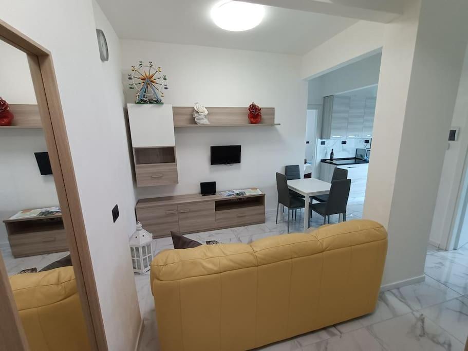 La Casa Di Lila - Appartamento Con Ingresso Indipendente E Spazio Esterno Rapallo Dış mekan fotoğraf